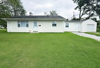 Building Photo - 3161 Brownlee Ave