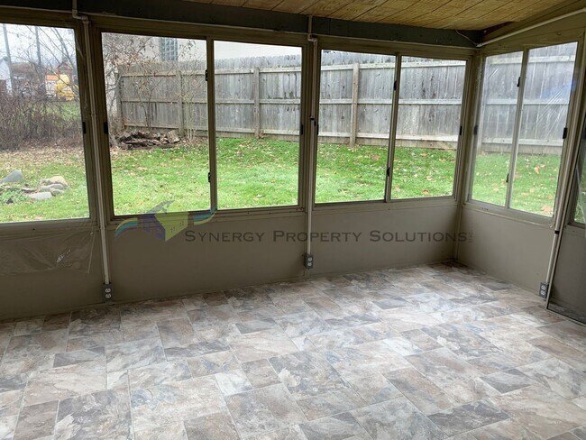 Building Photo - MADISON RANCH HOME RENT OR RENT TO OWN