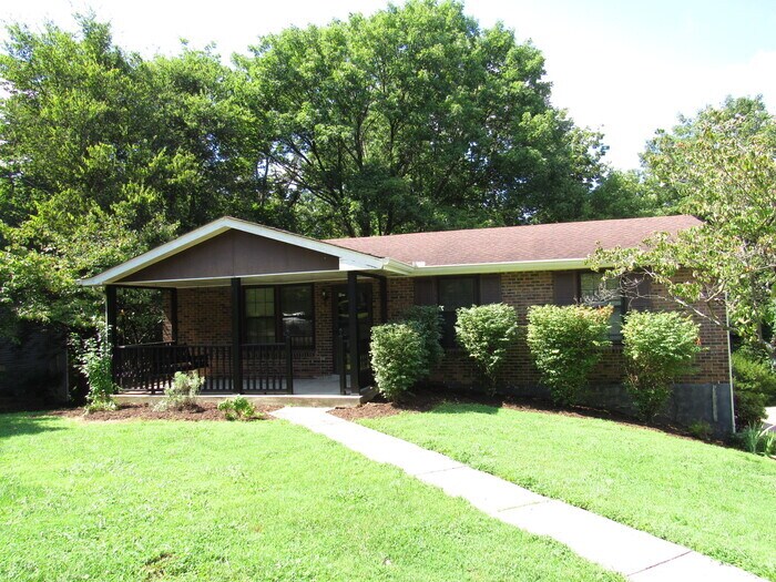 Primary Photo - South Nashville home with storage!