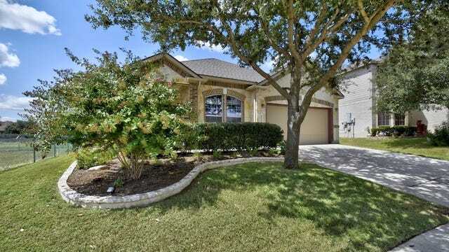 Foto del edificio - 26207 Lost Creek Way