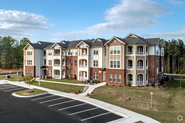 Building Photo - Villages at Raleigh Beach