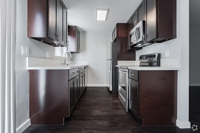 Interior Photo - 9404 Apartment Homes
