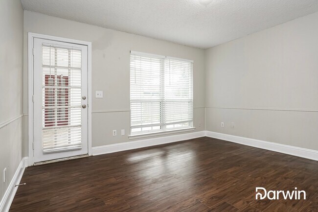 Building Photo - 1512 Meadow Glen St, Richardson, TX 75081
