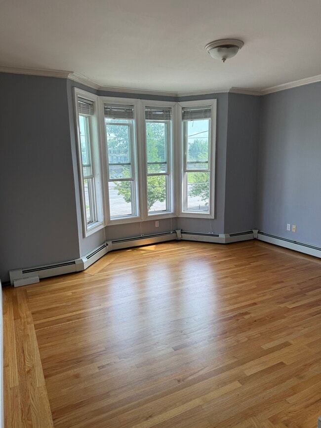 Building Photo - 173 Orms St