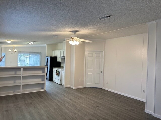 Foto del edificio - 11941 Watergate Cir