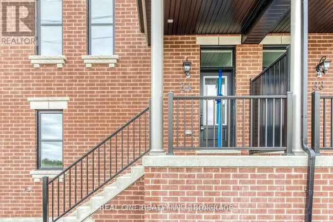 Building Photo - 980 Logan Dr