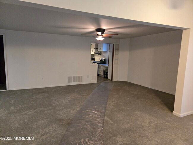 Foto del edificio - 40 Red Wing Ave