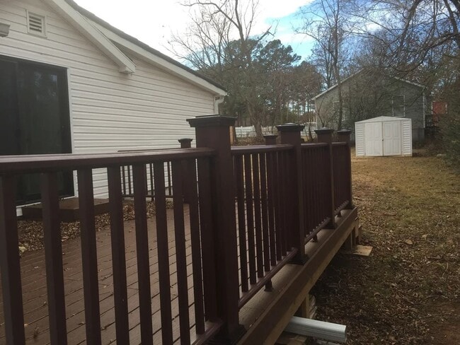 Building Photo - BEAUTIFUL HOME IN GREAT LOCATION!