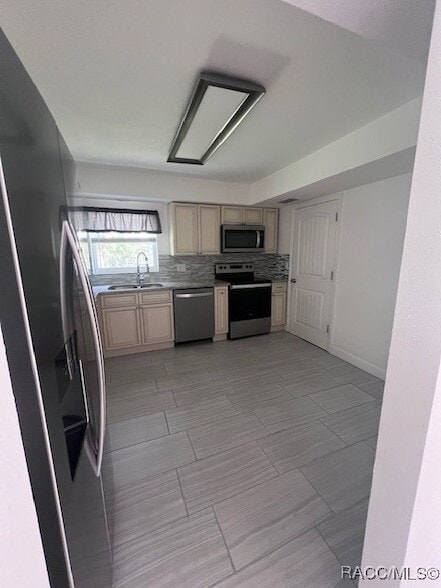 Building Photo - 3 Chinaberry Cir