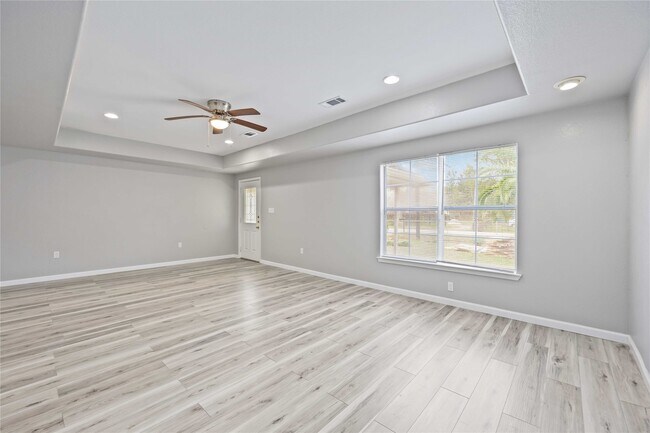 Foto del edificio - 1728 Connorvale Rd