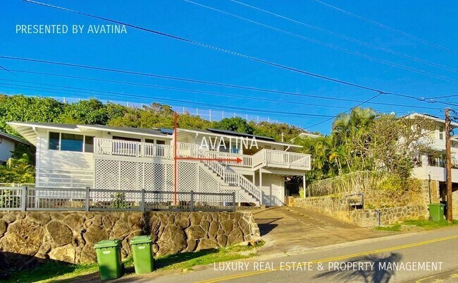 Photo - 2330 Makanani Dr House