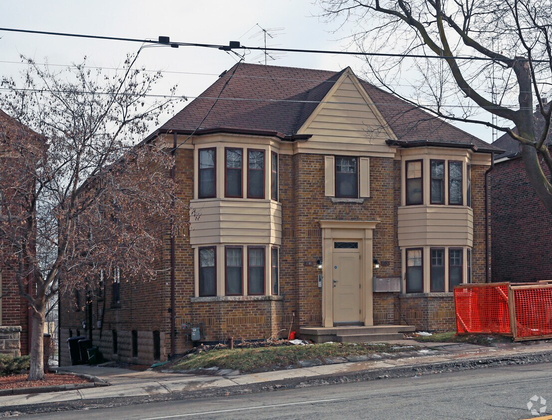 Photo du bâtiment - 1779-1781 Bayview Ave