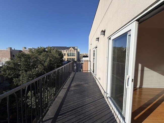 Foto del edificio - 224 Bloomfield St