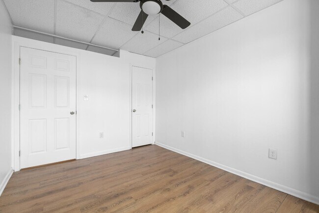 Foto del edificio - 2539 St Paul St