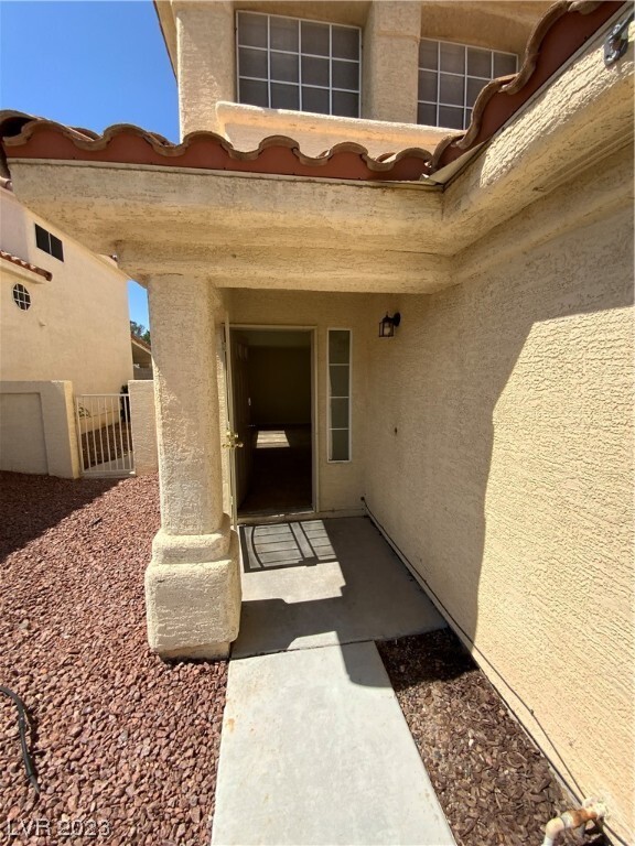 Building Photo - 9336 Canyon Shadows Ln