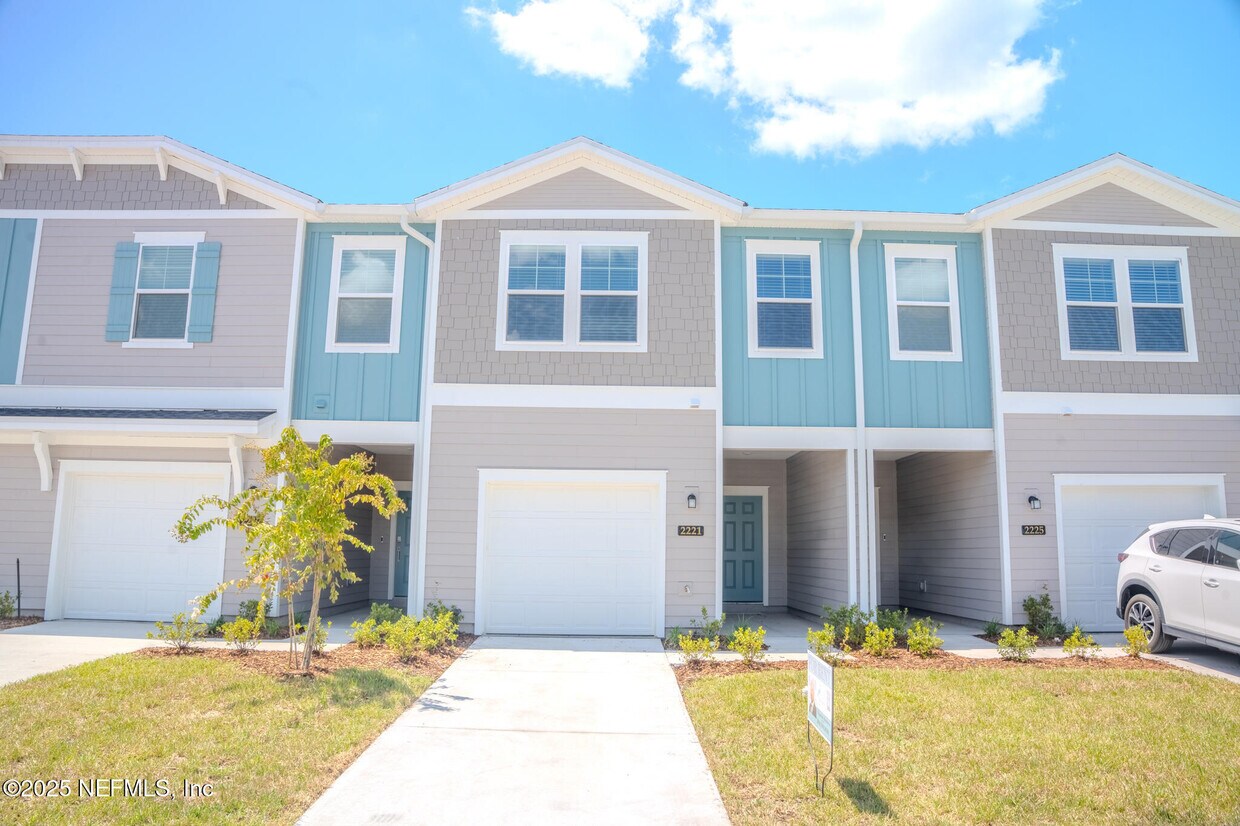 Foto principal - 2221 Windward Cay Ln