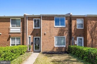 Building Photo - 218 Stevenson Sq S Building Photo - 218 Stevenson Sq S