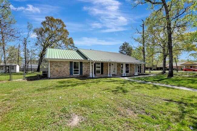 Foto del edificio - 25802 Maplewood Dr