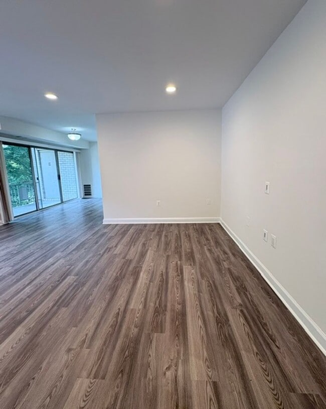 Foto del edificio - 12403 Braxfield Ct