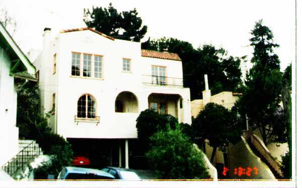 Building Photo - 533 Crofton Ave