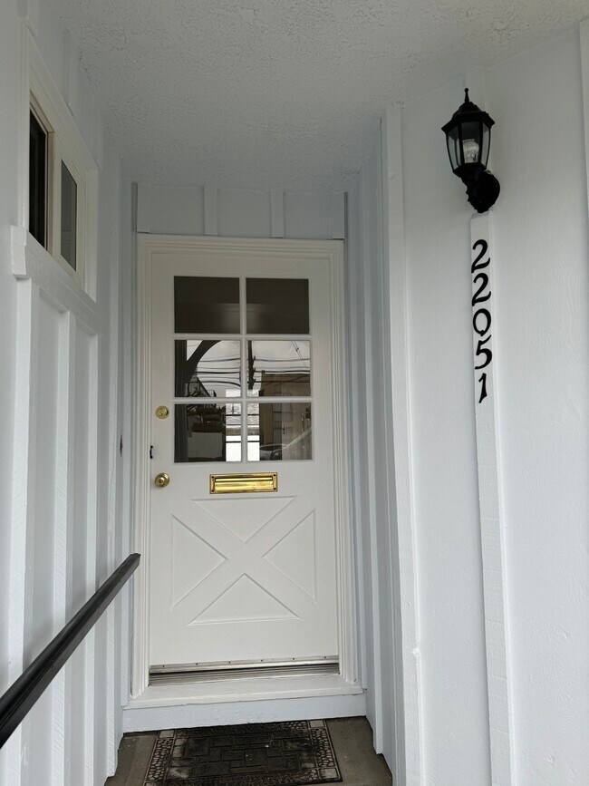 Foto del edificio - 22051 Vanowen St