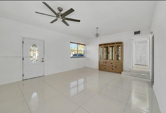 Foto del edificio - 2902 NW 11th St