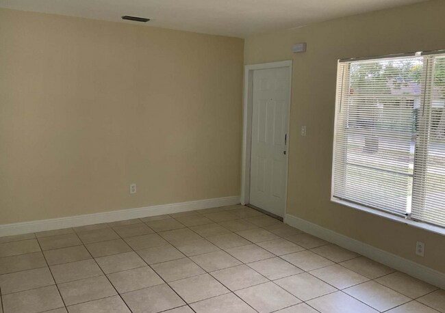 Foto del edificio - 10005 SW 166th St