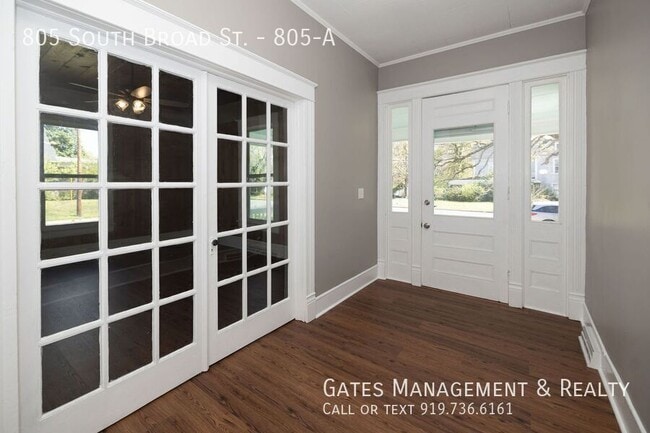 Foto del edificio - 805 S Broad St