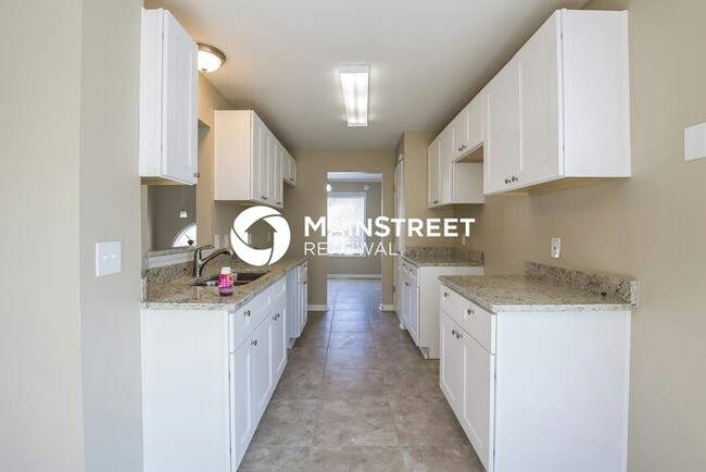 Foto del edificio - 4 Bedroom Pet-Friendly Home in Douglasvill...