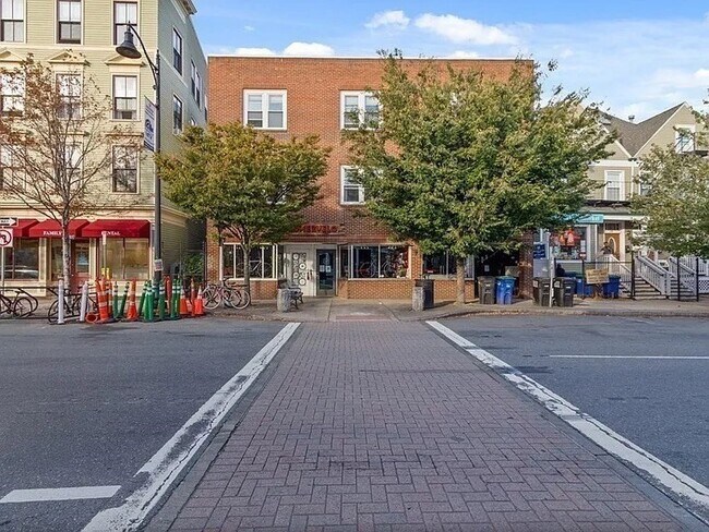 Foto del edificio - 361 Somerville Ave