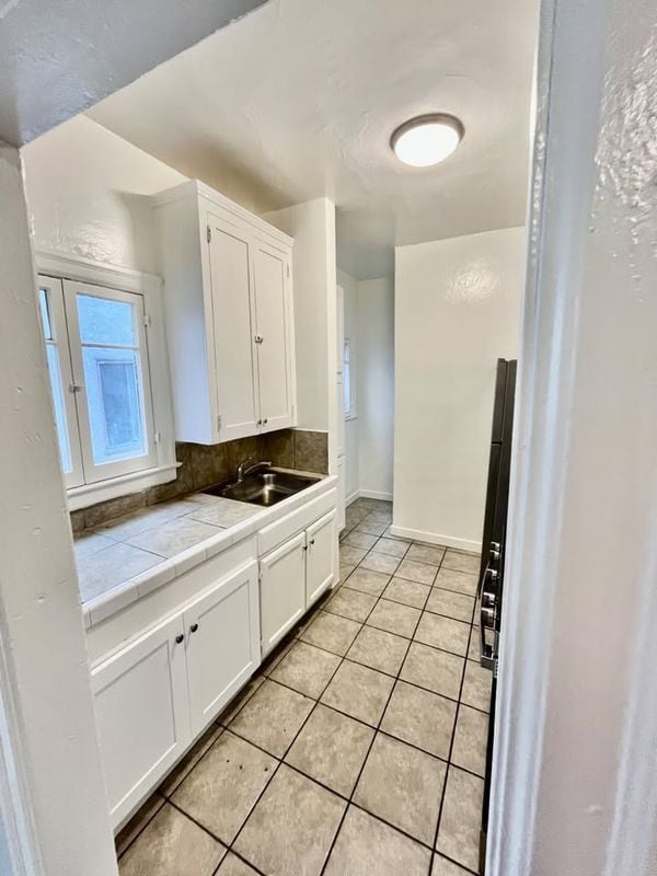 Building Photo - 439 Union Dr