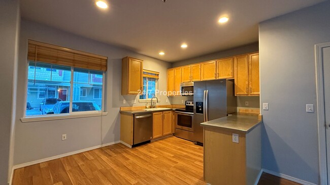 Foto del edificio - Nice 3BD I 2BA Townhome - Hillsboro!