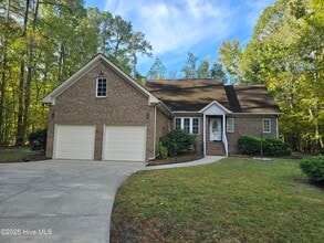 Building Photo - 109 Neuse Cir