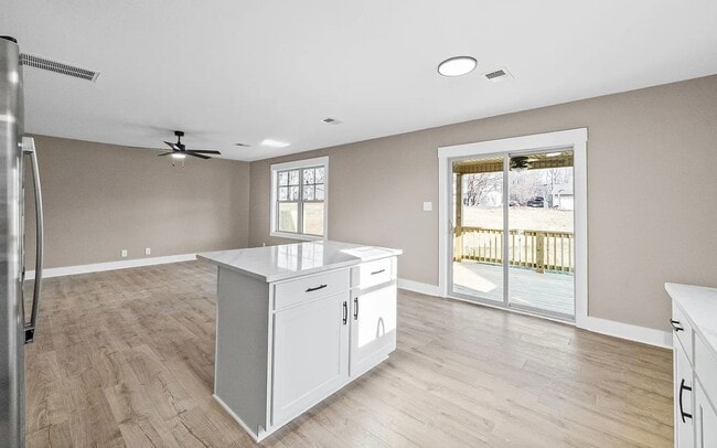 Foto del edificio - 340 Cardinal Creek Dr