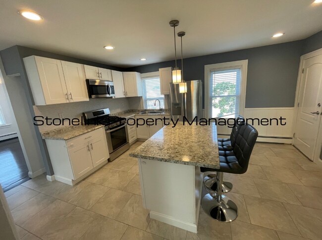 Foto del edificio - *524 Warren Avenue