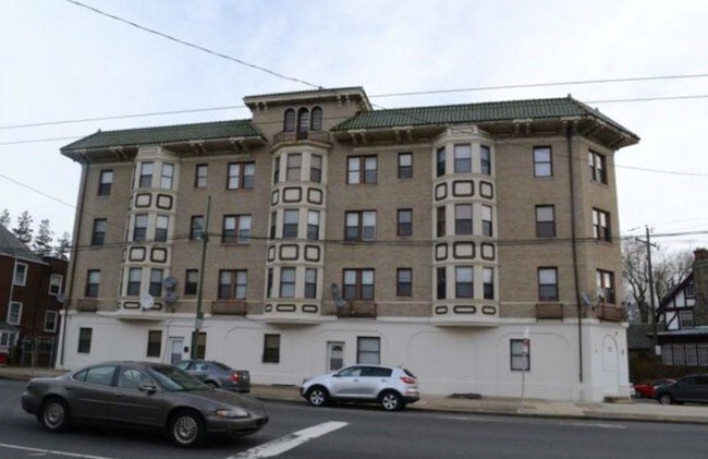 Foto del edificio - 5001 Oxford Ave