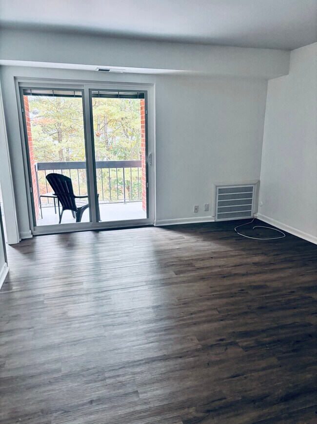 114 Van Buren Rd Unit 11, Voorhees, NJ 08043 Condo for Rent in