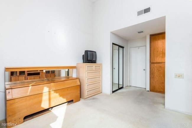 Building Photo - 6130 Calle Mariselda