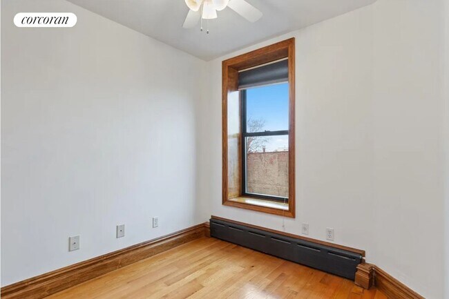 Foto del edificio - 378 6th Ave