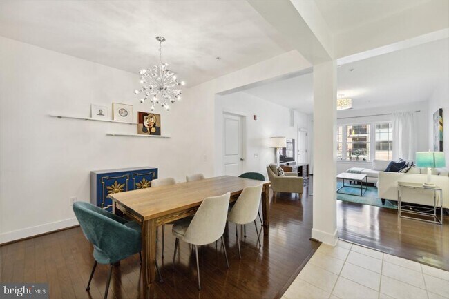 Foto del edificio - 9521 Bastille St