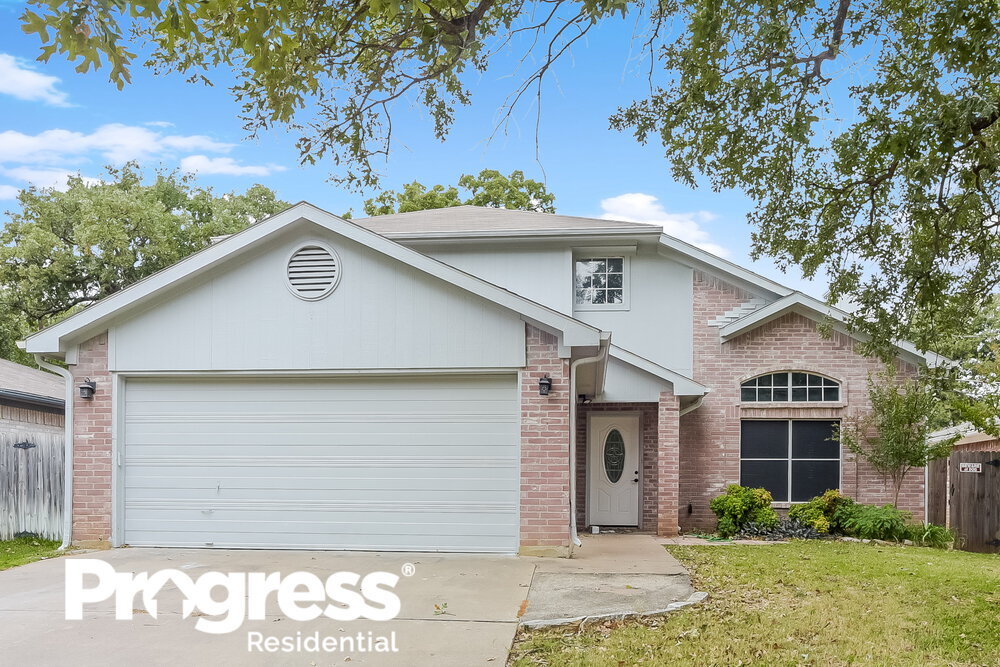 Primary Photo - 1108 Cardinal Oaks Dr
