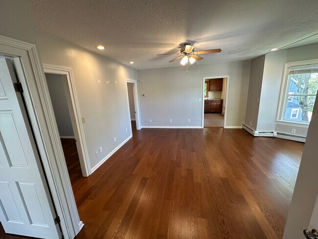Living room - 28 Center St