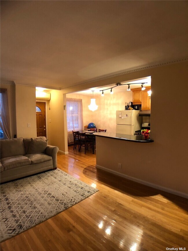 Foto del edificio - 136-27 58th Ave