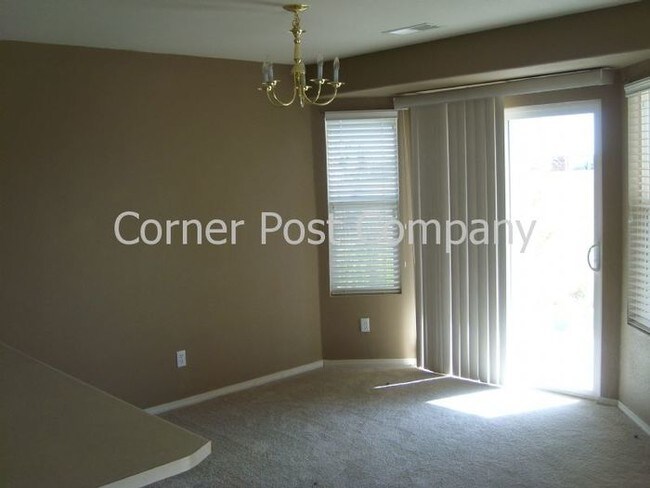 Building Photo - 9816 Sunshine Mesa Dr NW