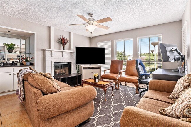 Foto del edificio - 1500 Bay Area Blvd