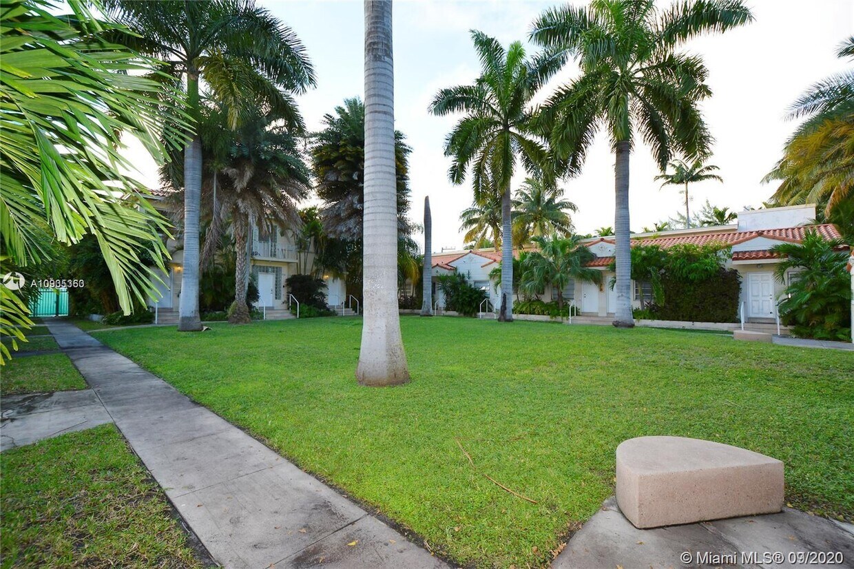 Building Photo - 700  Lenox Ave 6 Miami Beach Fl 33139