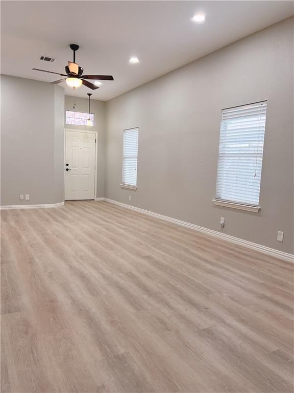 Foto del edificio - 21415 Derby Day Ave