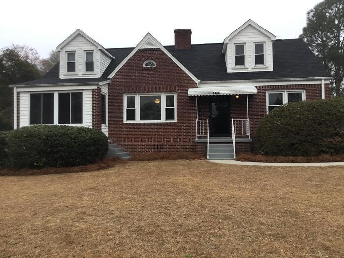 Primary Photo - 1436 Decree Ave