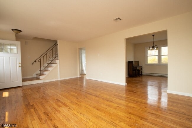 Building Photo - 315 Milford Mt Pleasant Rd