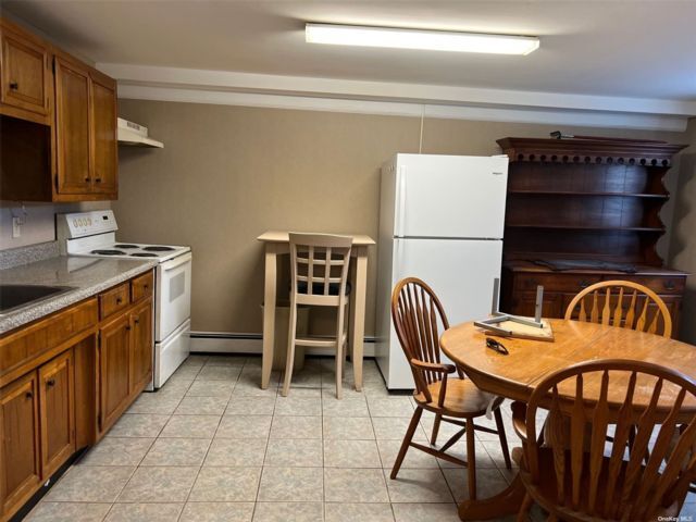 Foto del edificio - 220 Cambon Ave